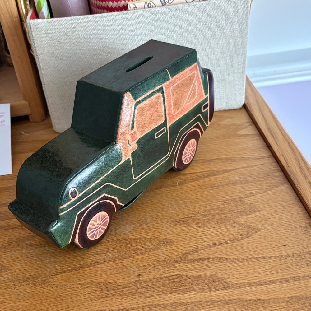 Jeep Coin Bank - Picture 3 of 4